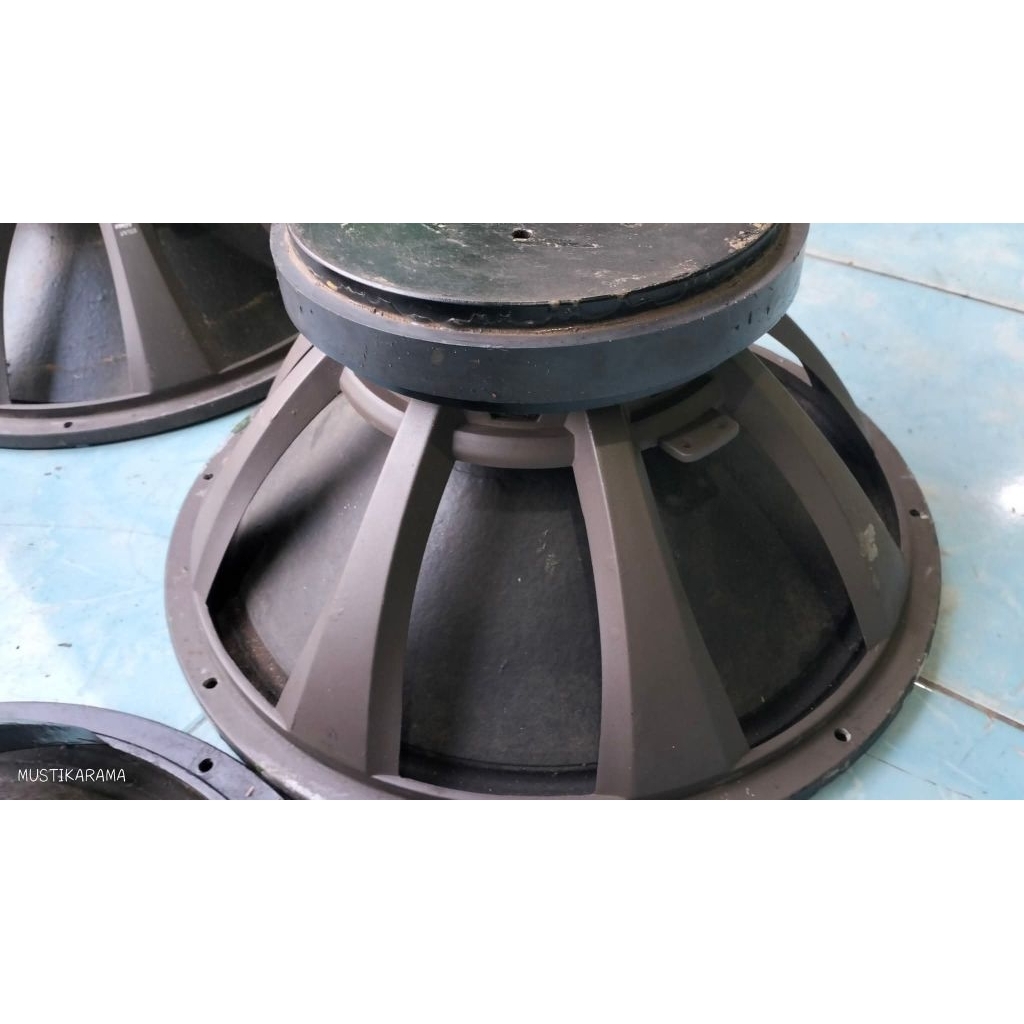 Speaker Acr Fabulus 18inch 1000watt normal jaya,sdah sepulan