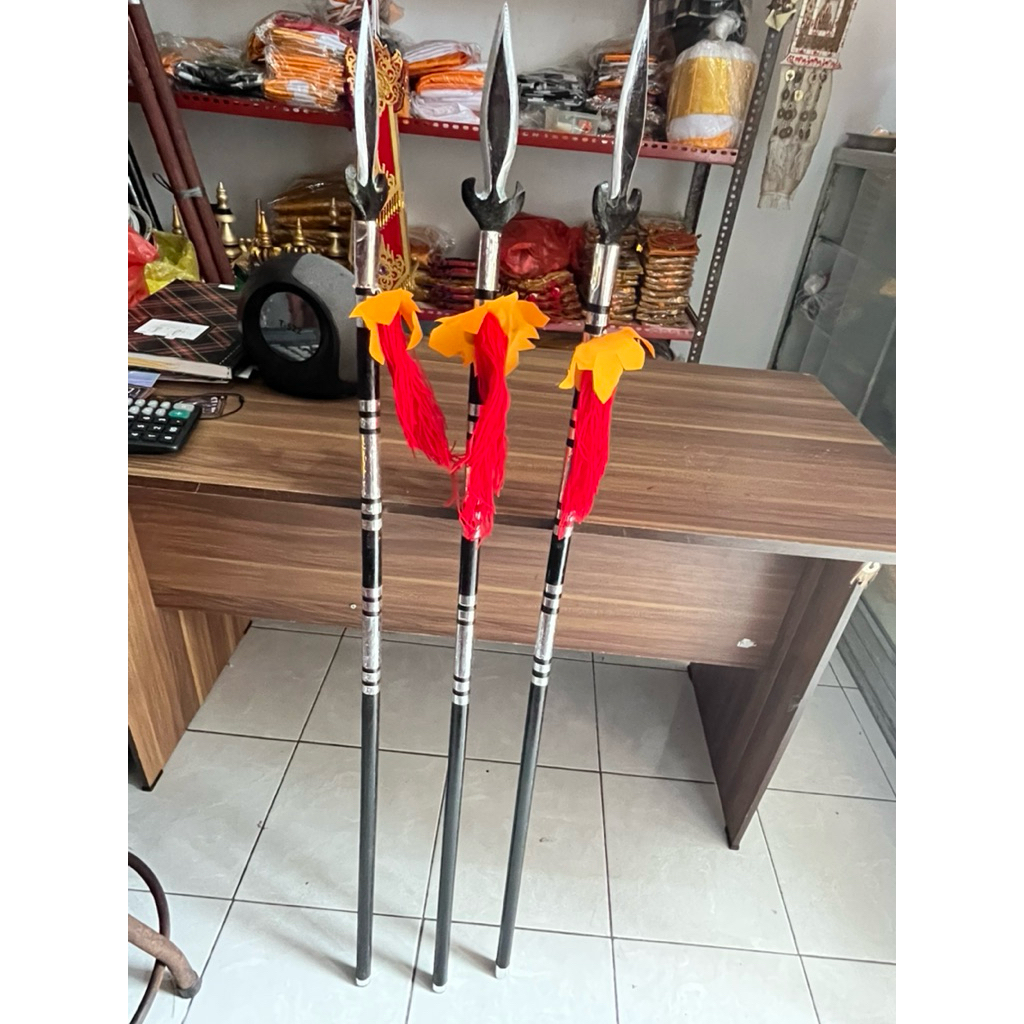 Tumbak Baris Gede Anak Anak