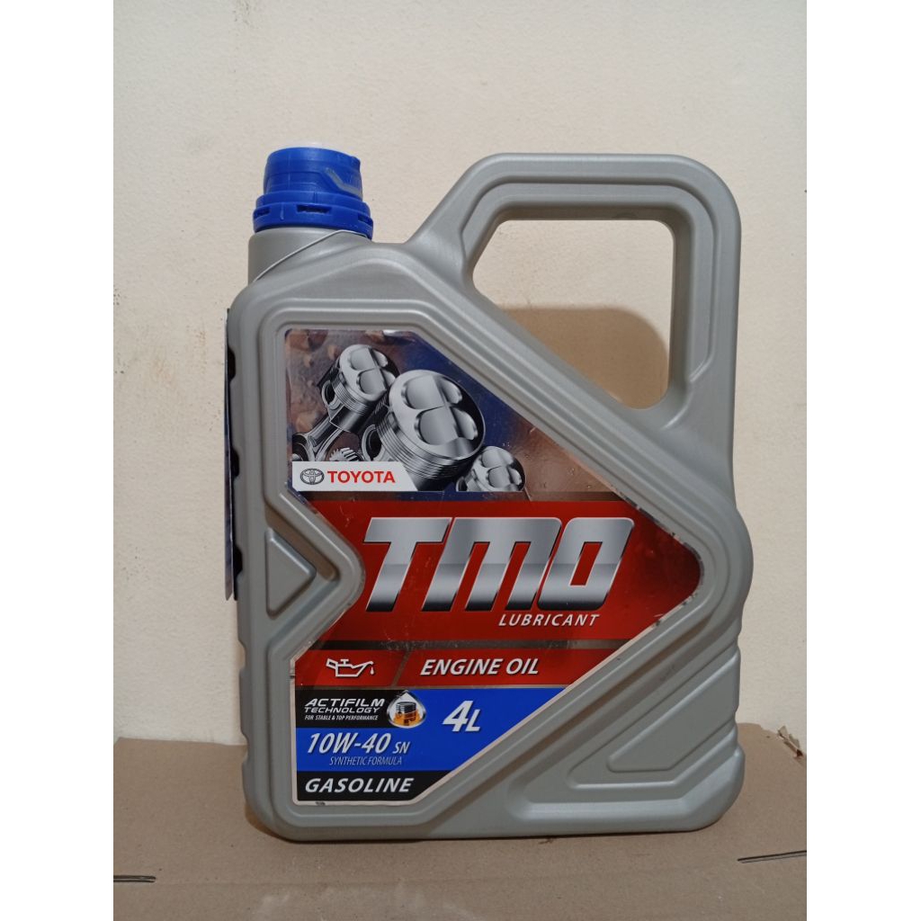 OIL OIL TOYOTA TMO BENSIN 4LITER SAE 10W- 40 PELUMAS OLI MESIN MOBIL UNIVERSIAL XENIA AVANZA GRANMAX