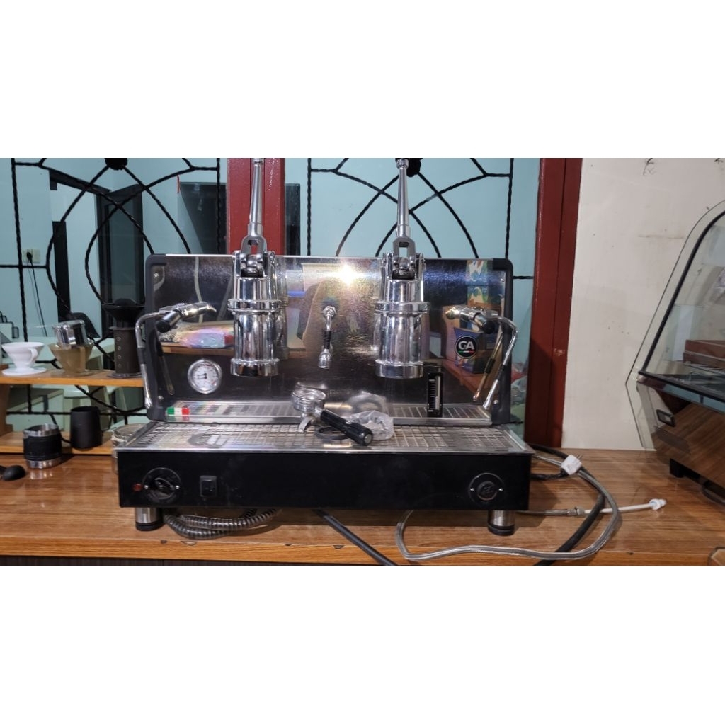 Mesin Espresso La Nuova Era Arabica 2 Group head Piston Second