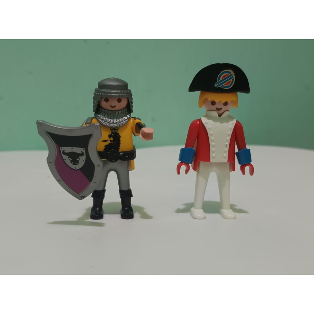 Take all Figur Playmobil mainan