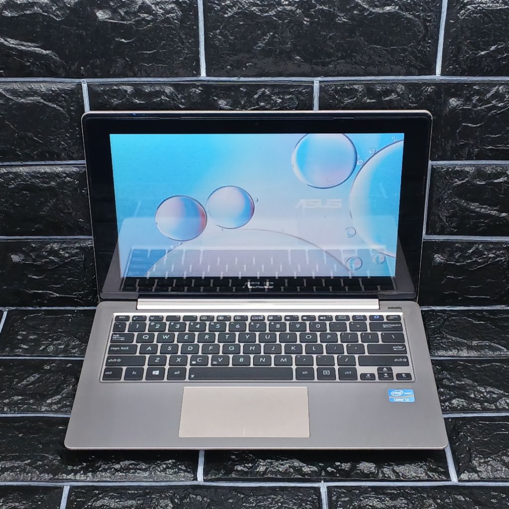 Notebook Asus X202E Intel Core I3-3217U 4/240GB Touchscreen