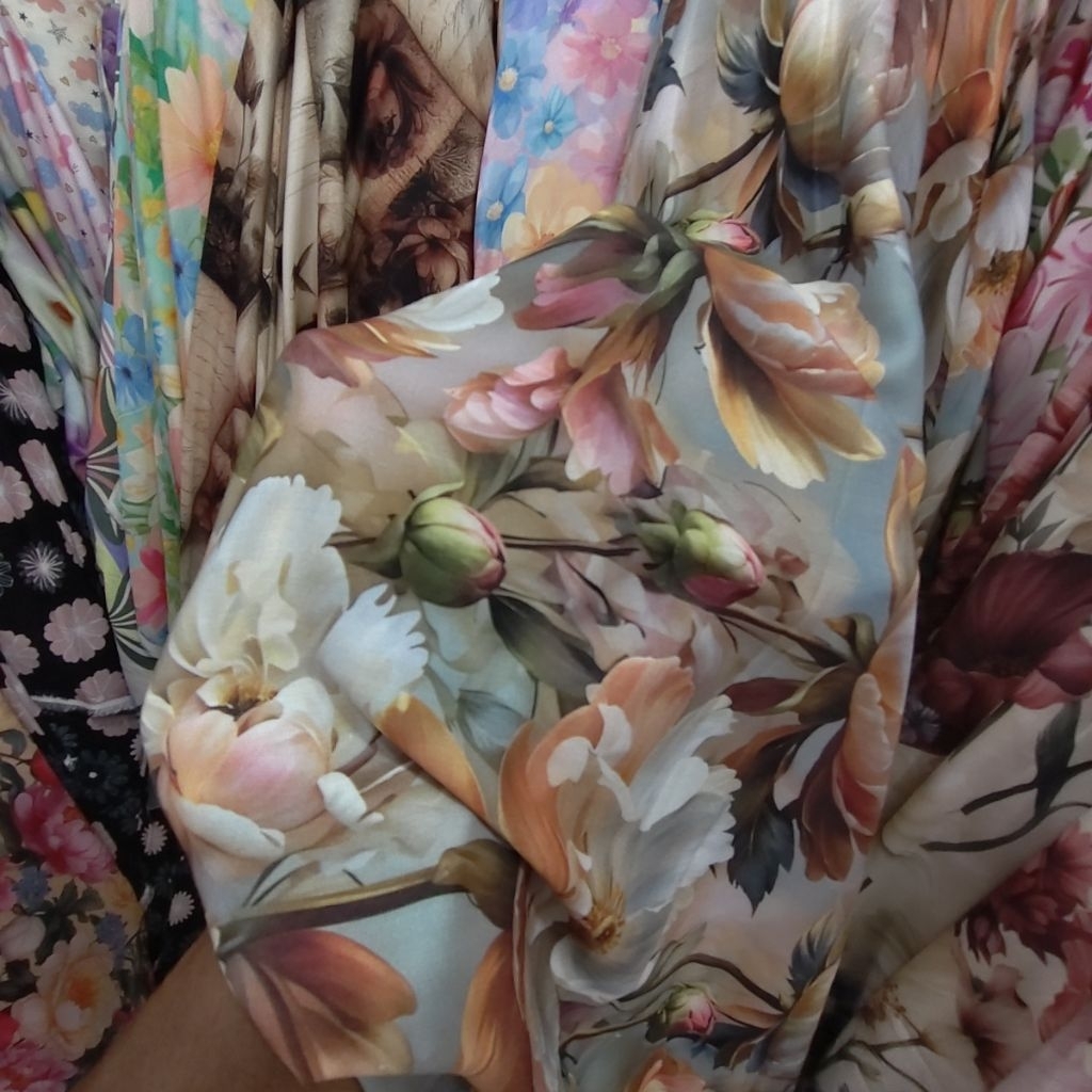 KAIN RAYON VISCOSE PREMIUM MOTIF BUNGA BESAR - KAIN RAYON MOTIF KEMBANG BESAR HARGA PERSETENGAH METE