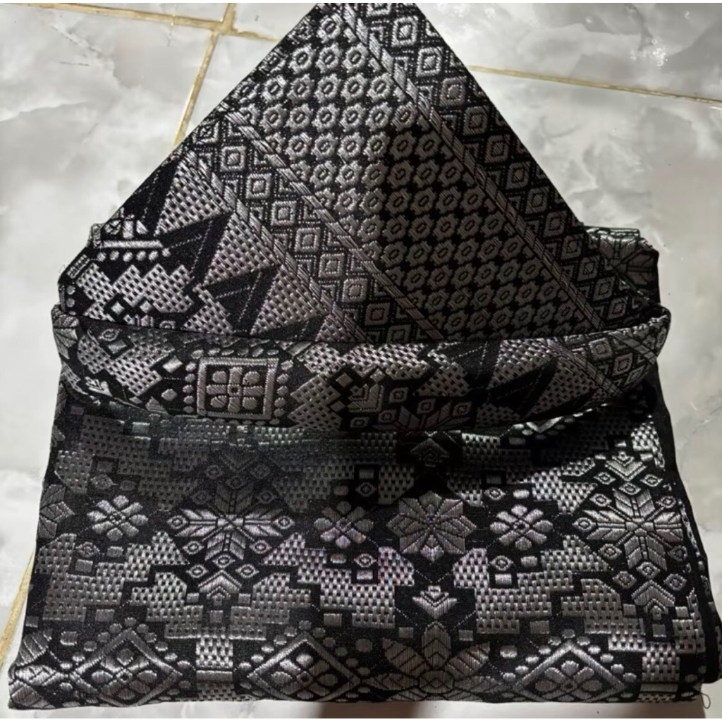 Rumpak tanjak songket palembang