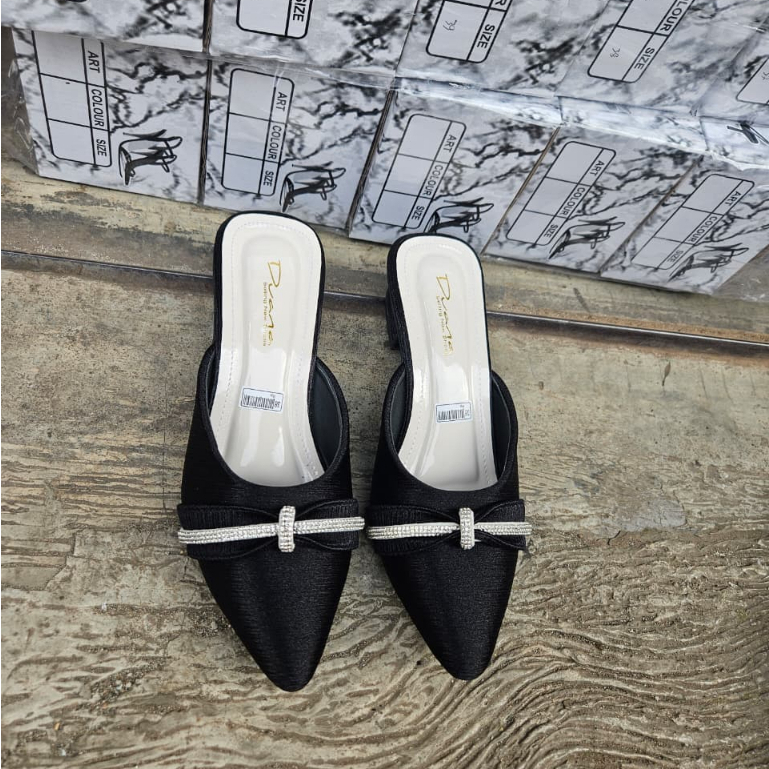 SANDAL/SEPATU WANITA FLATSHOES/FLATSHOES WANITA DEWASA SERIES HITAM/SEPATU FLAT SHOES HAK 3CM TERBAR