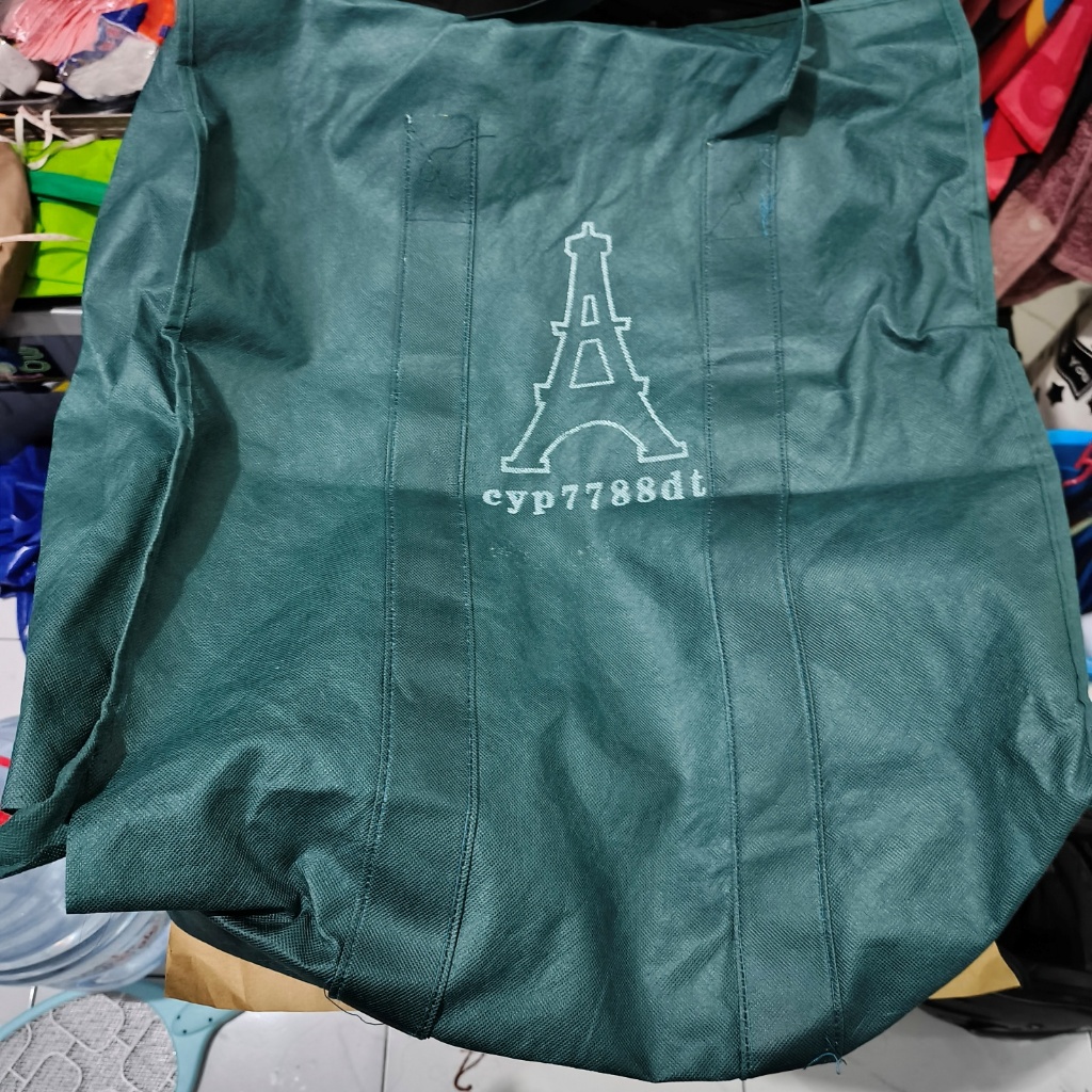 Tas Laundry Besar Warna Hijau Tosca Gelap – Perlu Dijahit Ulang (Resleting Normal)
