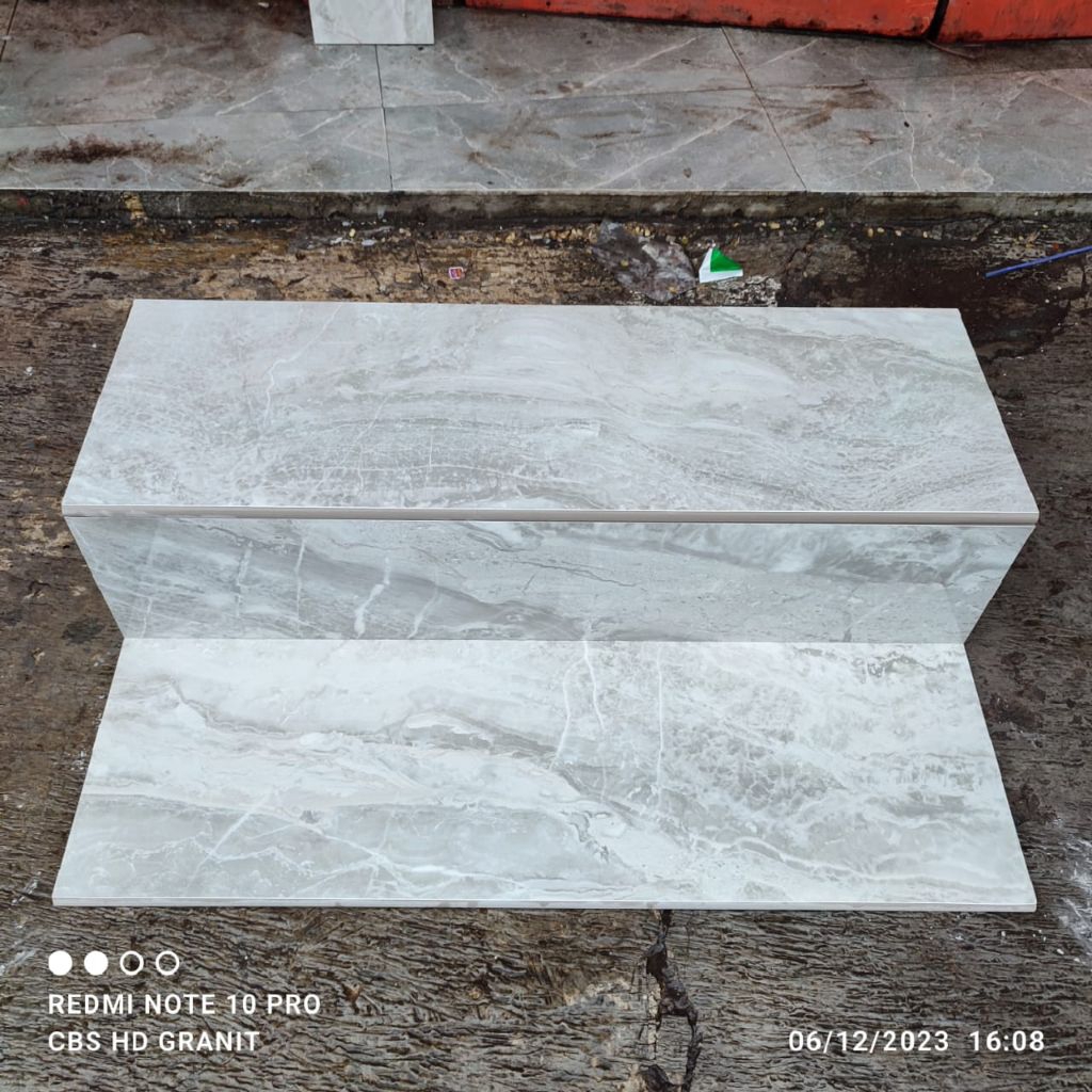 tangga granit motif marmer/pijakan tangga/granit anak tangga/marmer/granit licin