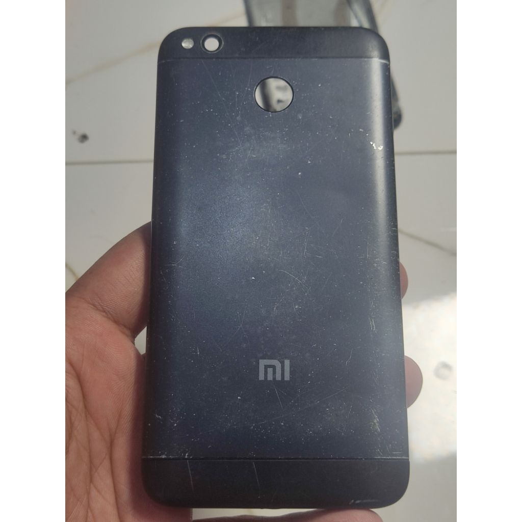 BACKDOOR CASING BELAKANG REDMI 4X COPOTAN TANPA TOMBOL ADA KACA KAMERA