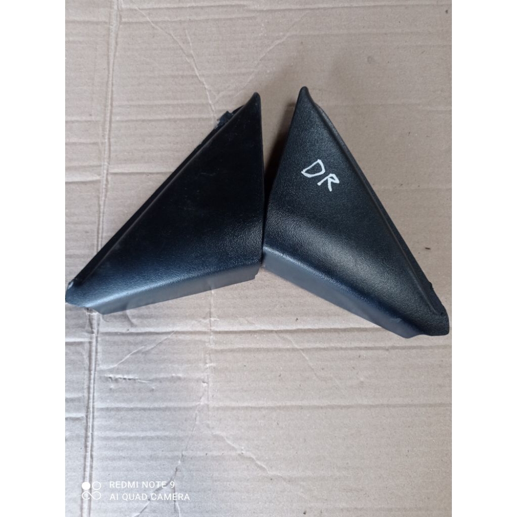 Cover spion dalam( KIRI )Baleno 97-2001 original