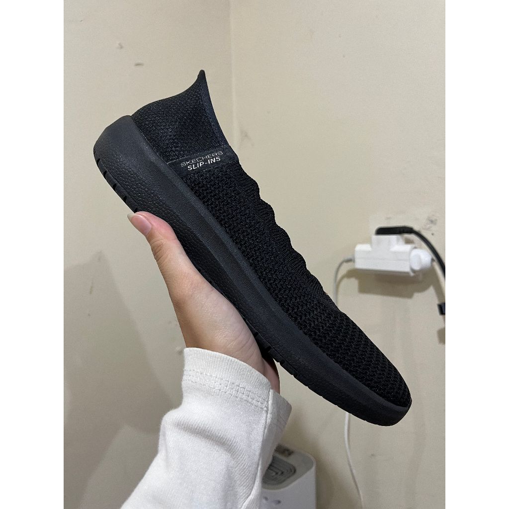 SEPATU SKECHERS CLEO SWIFT WANITA 158846BBK WANITA