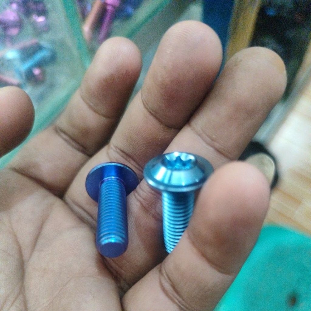 baut titanium braket knalpot kenochi mio