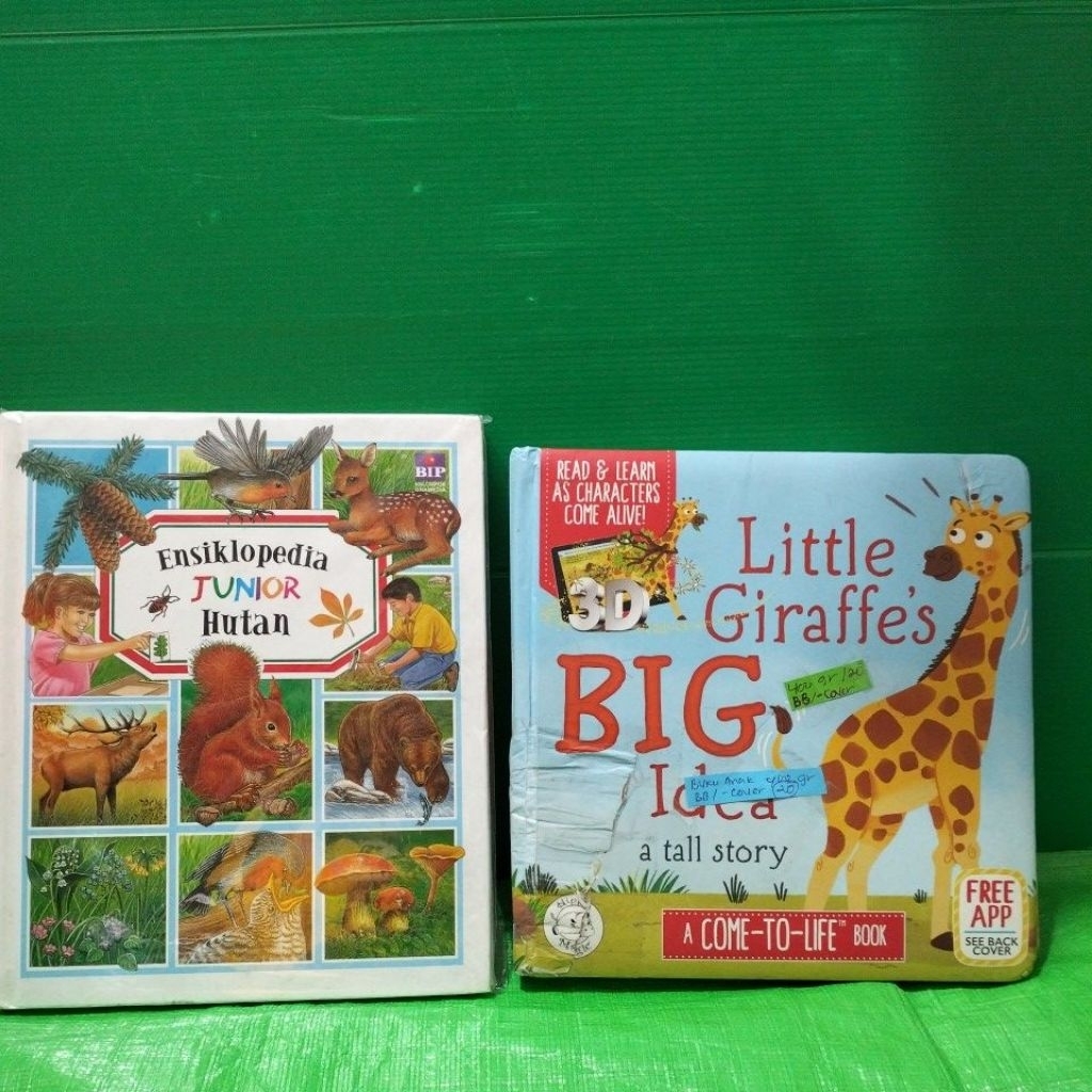 Buku  anak Preloved board book (400 gr) bussy book/Cerita/ english-ind