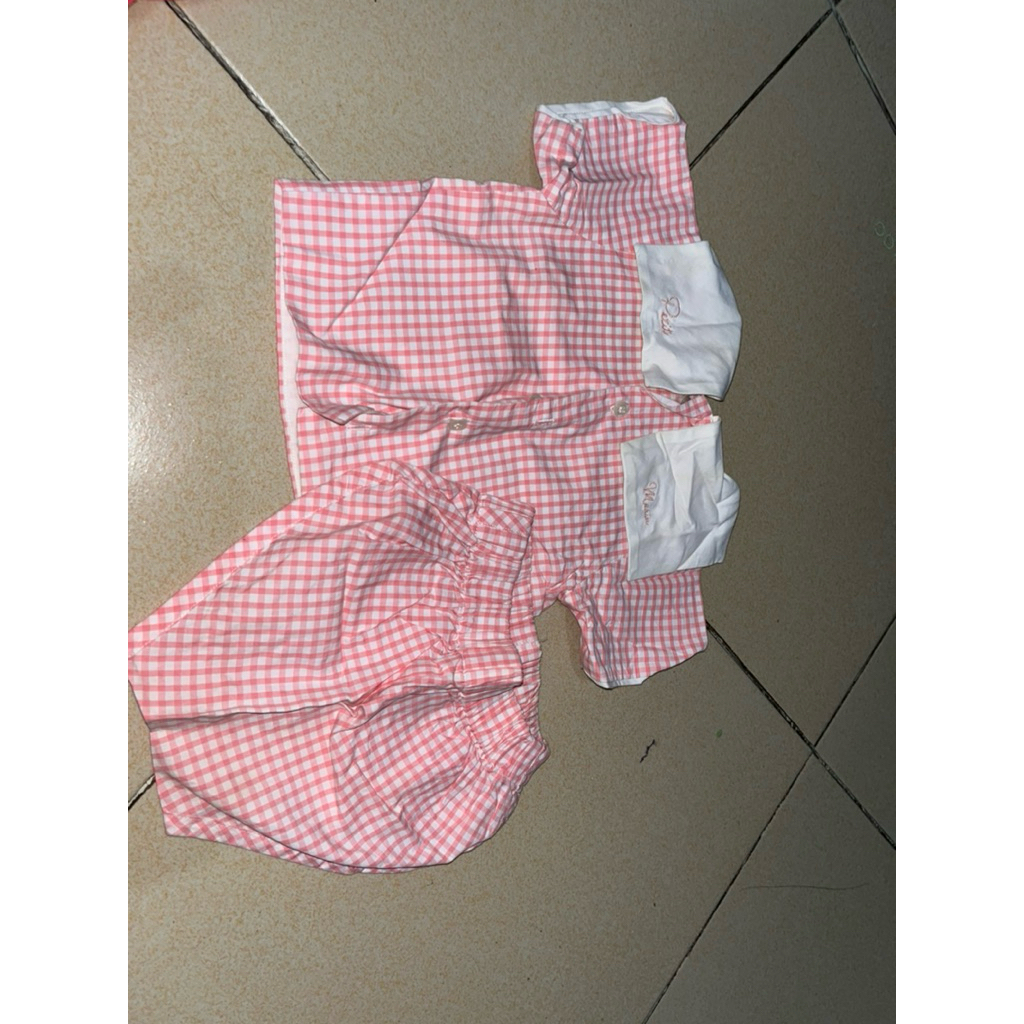 Preloved 1 Set Baju Benne & Belley