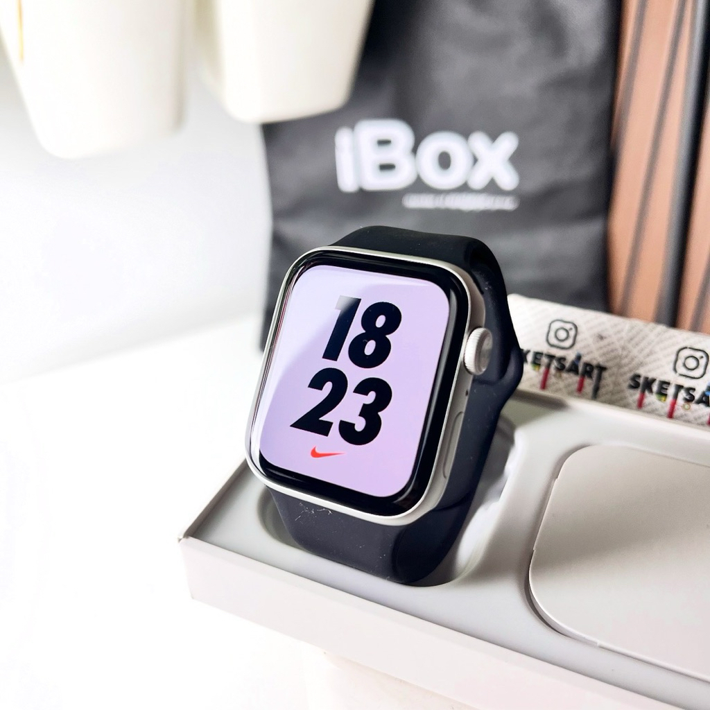 Apple Watch Series 6 44mm Silver iBox iwatch Battery Health 87%