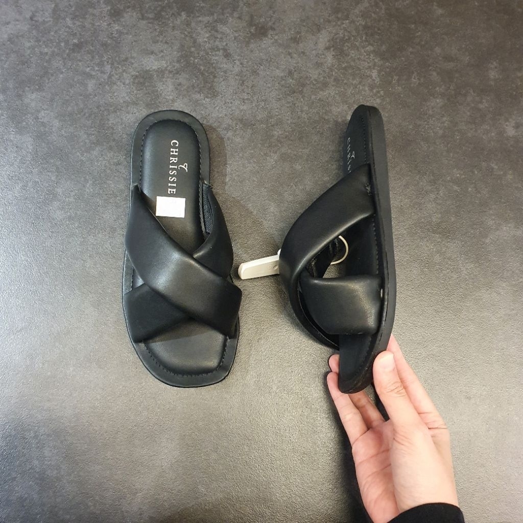 Jastip Termurah Payless by Goddes Sendal Sandal Slide Chrissie Belle SALE