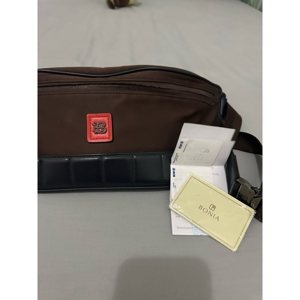 preloved tas Bonia Pria