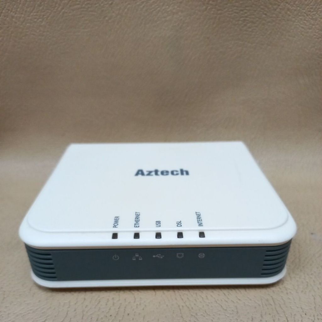 Aztech DSL605EU ADSL2/2+ Modem