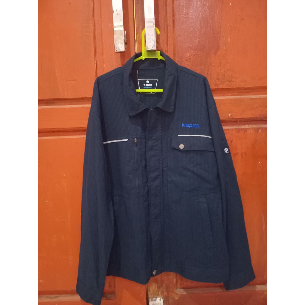 jaket T-BUC