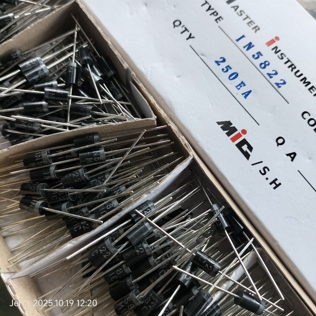 DIODA 1N5822 DO-27 SCHOTTKY 3A 40V IN5822 5822