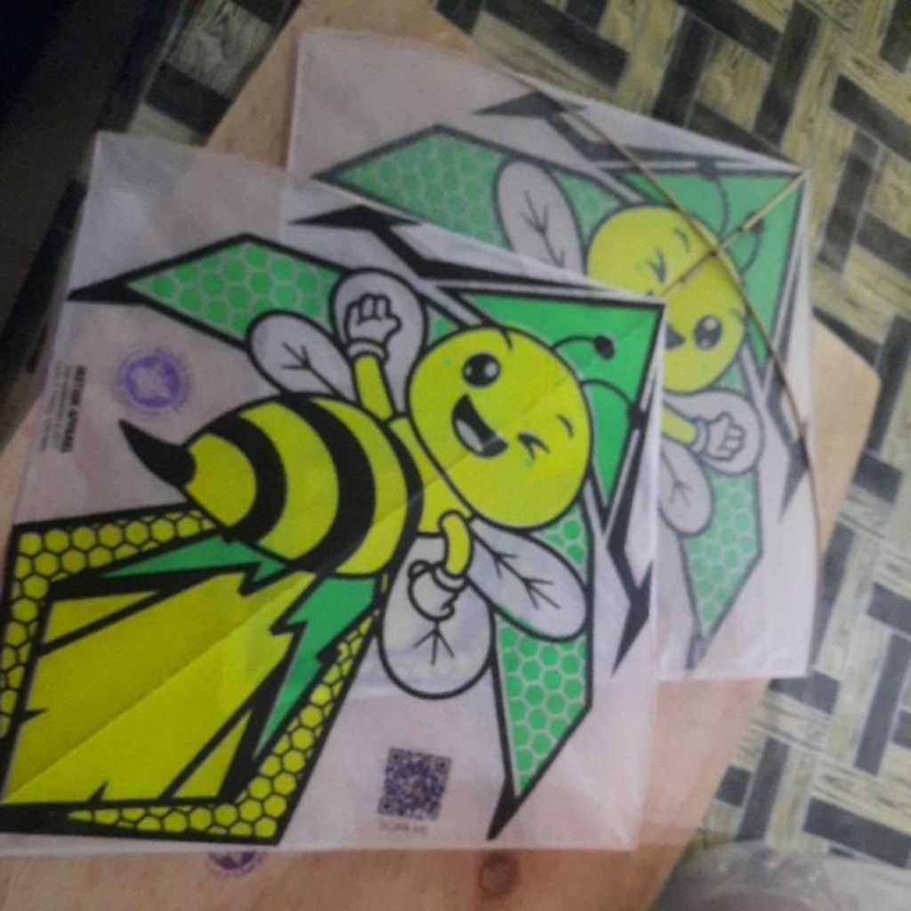 Layangan Spesial Turnamen 3 warna stabilo