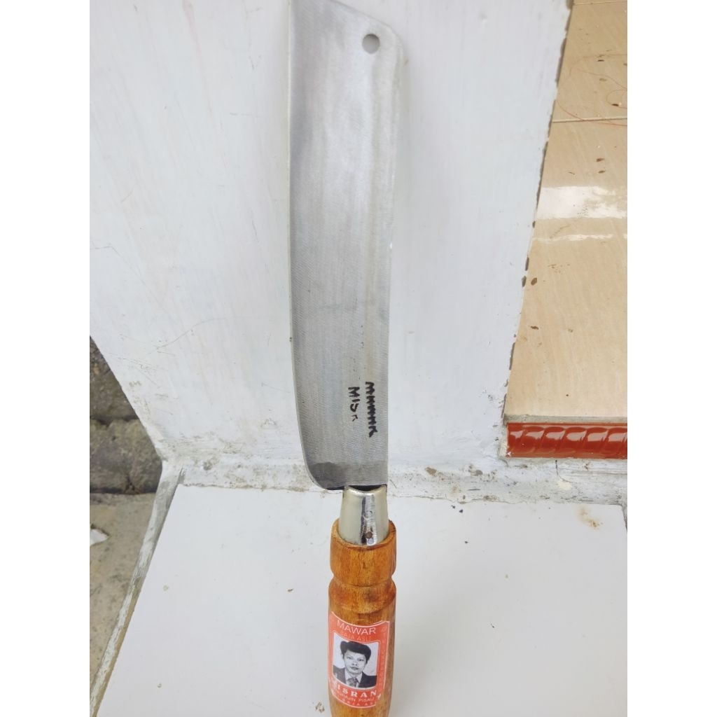 pisau buat seset kulit/kelet daging dan ikan