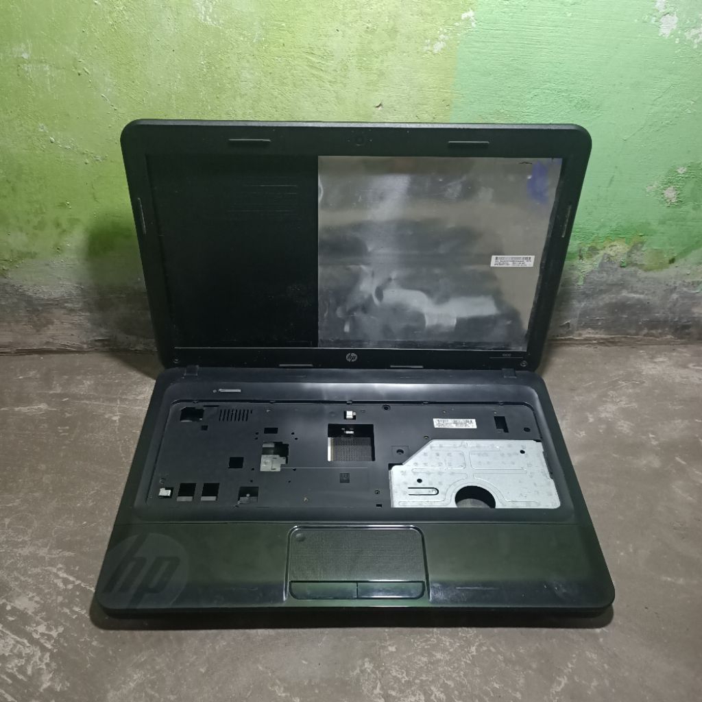 Casing Case Kesing Laptop HP 1000