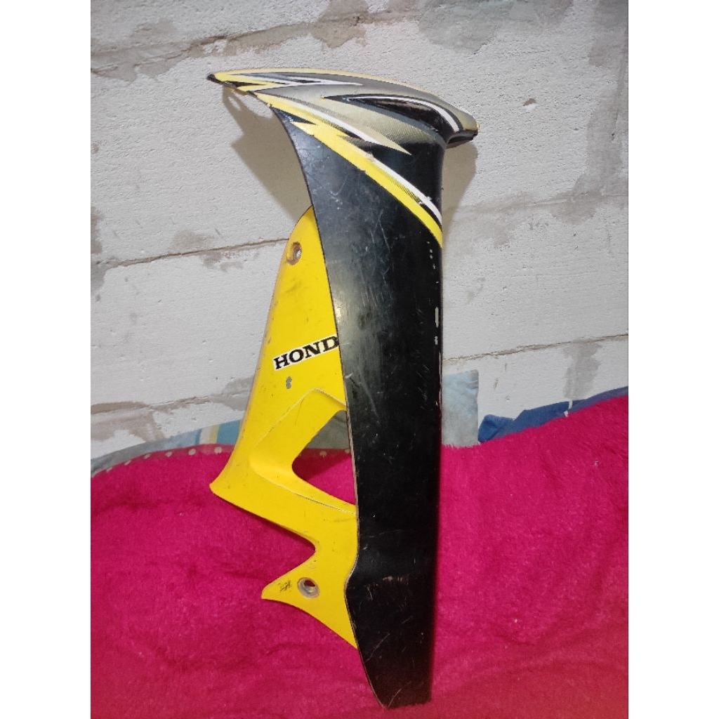 BODY SAYAP KANAN LUAR DALAM SAYAP SUPRA FIT FIT NEW FIT X FIT S WARNA KUNING ORIGINAL COPOTAN