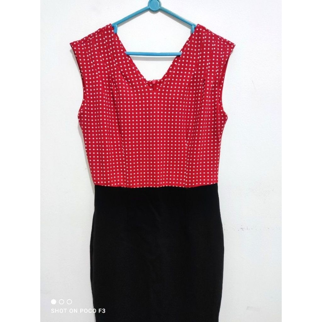 Midi Dress Sleeveless Polkadot Merah Hitam Size M