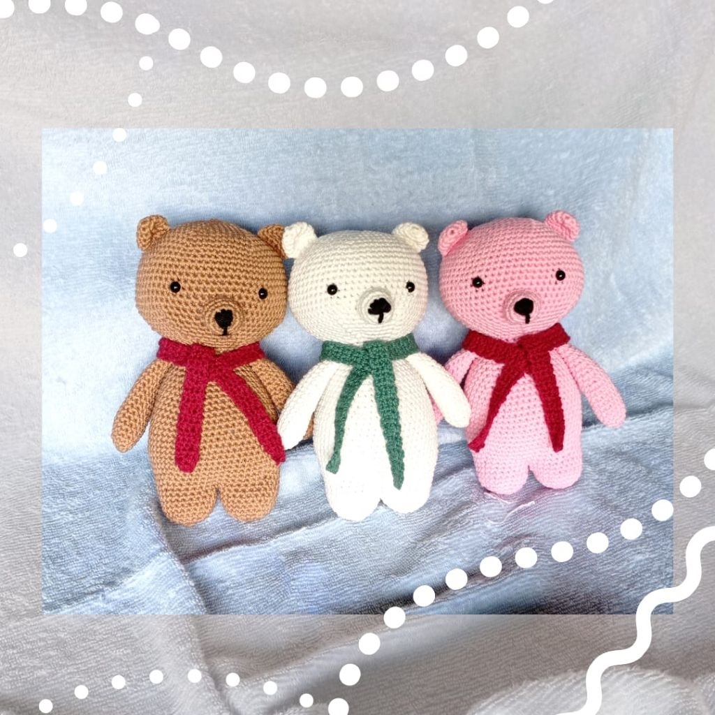 Boneka Beruang Rajut