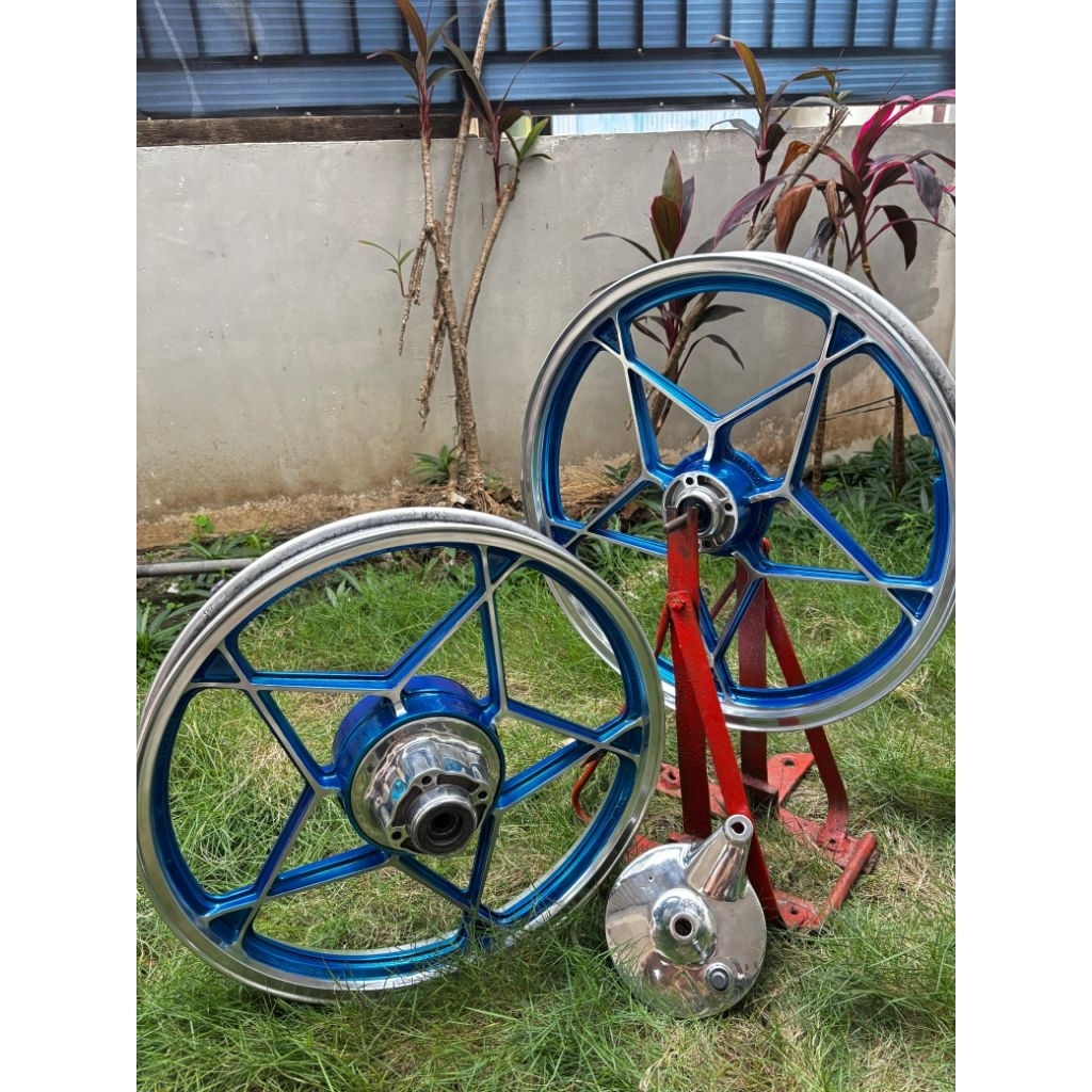 VELG ENKEI BINTANG JAPAN R18/160 CAT POLES BIRU CANDY