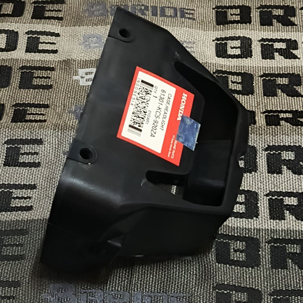 Batok Cover Rumah Lampu Depan Headlamp Replektor Reflektor Depan Asli Honda GL Pro Win 100 Tahun Mud