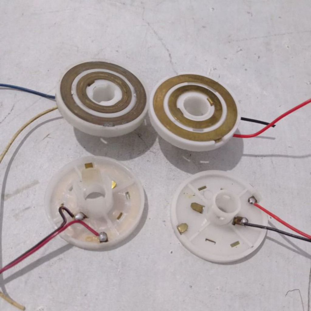 Konektor Kabel Ke Lampu Roda Mobil Aki Mainan Anak