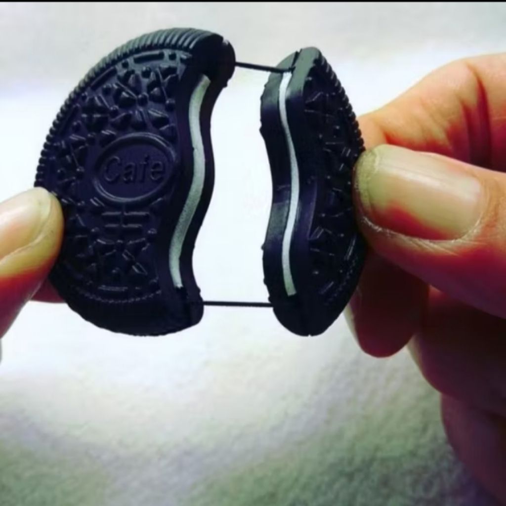 alat sulap bite oreo perlengkapan alat sulap oreo prank