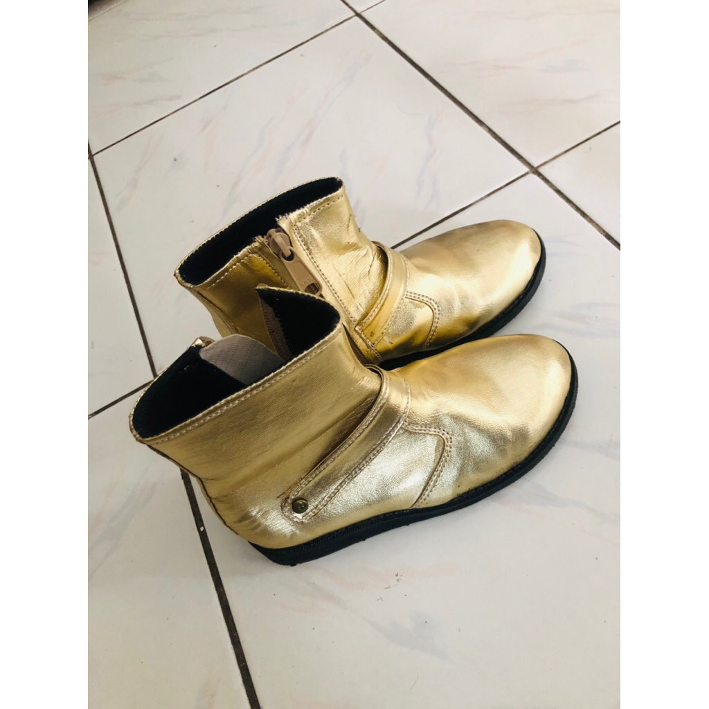 preloved sepatu drum band