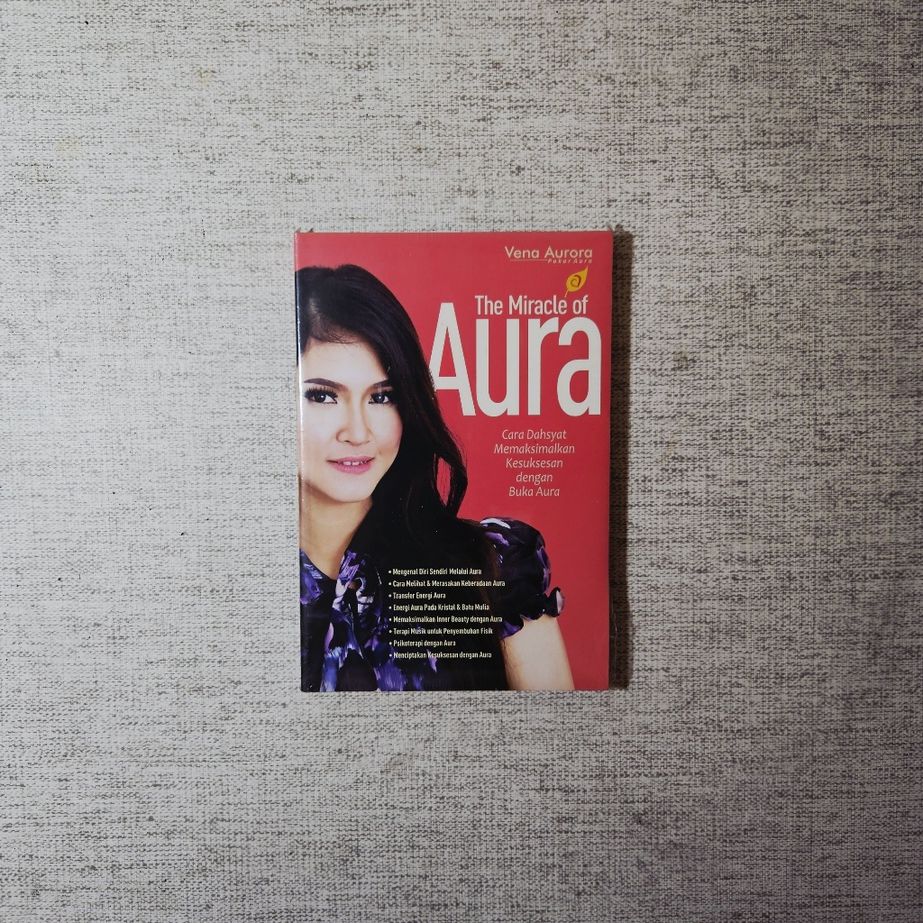 Buku The Miracle of Aura: Vena Aurora