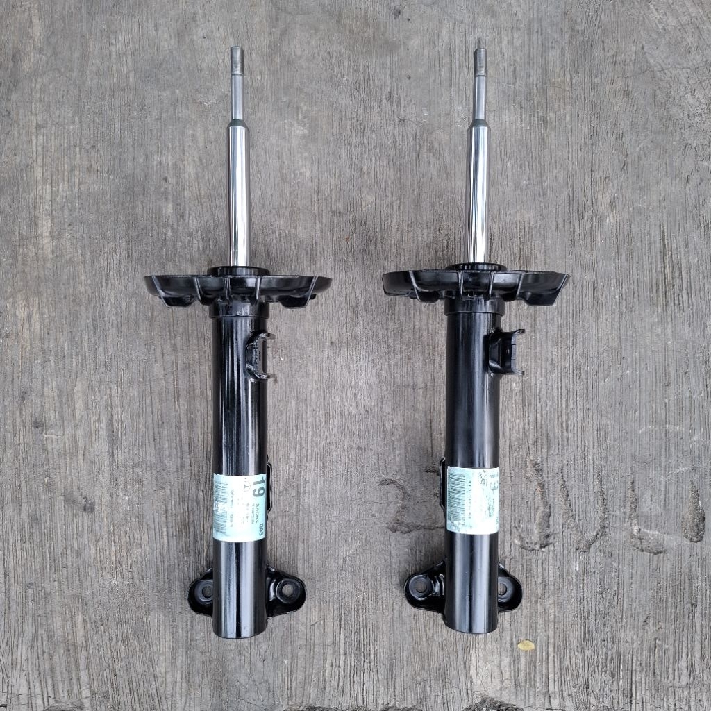 Shockbreaker Mercy W203 C240 Depan