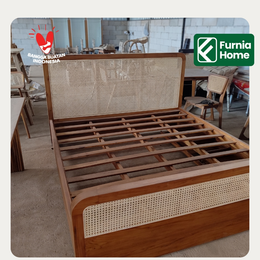 Dipan Tempat Tidur Ranjang Kayu Jati Mix Rotan Storage Bed