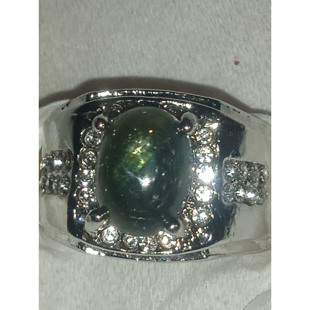 batu Chrysoberyl Cat Eye pedes lawasan