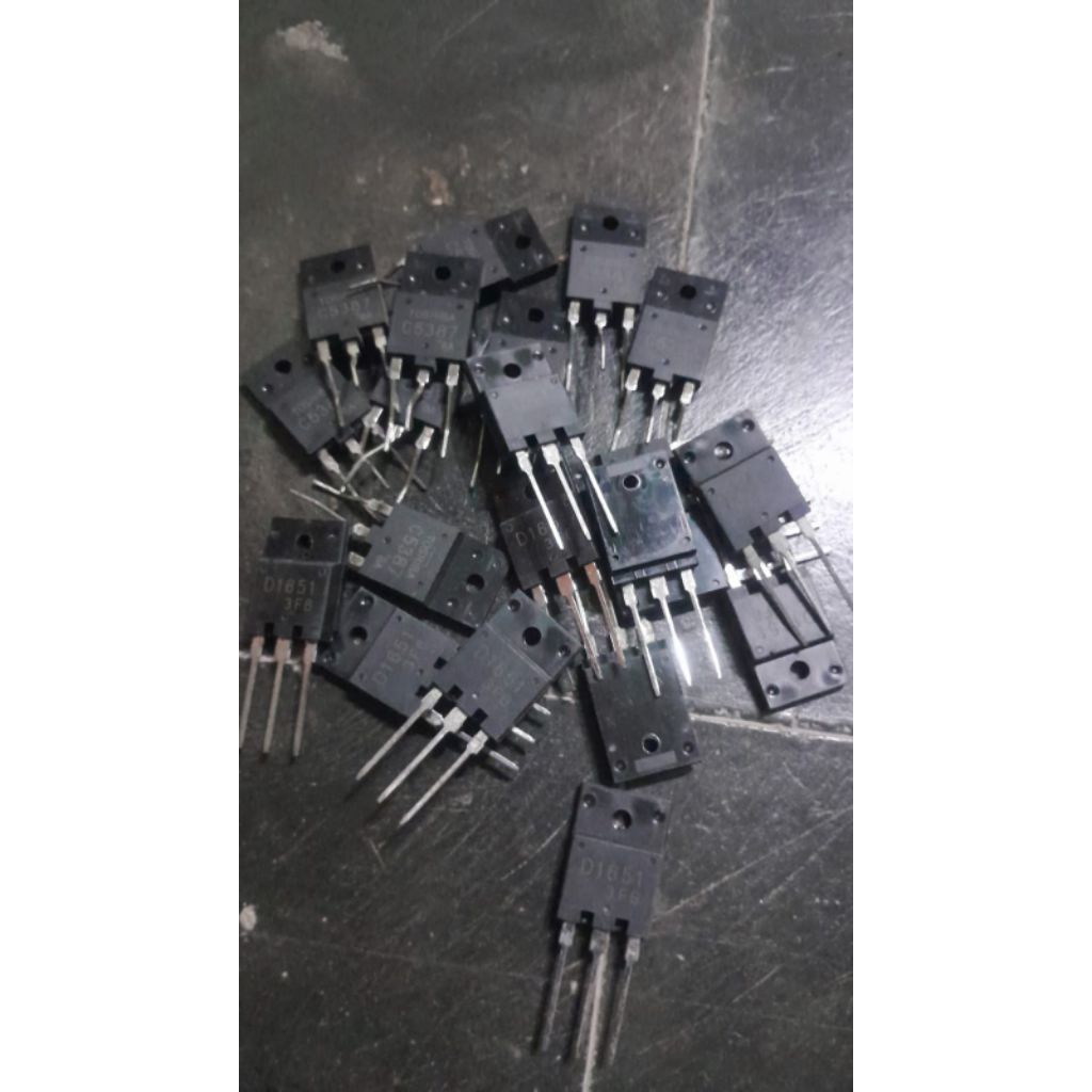 TRANSISTOR TV REGULATOR DAN HORISONTAL