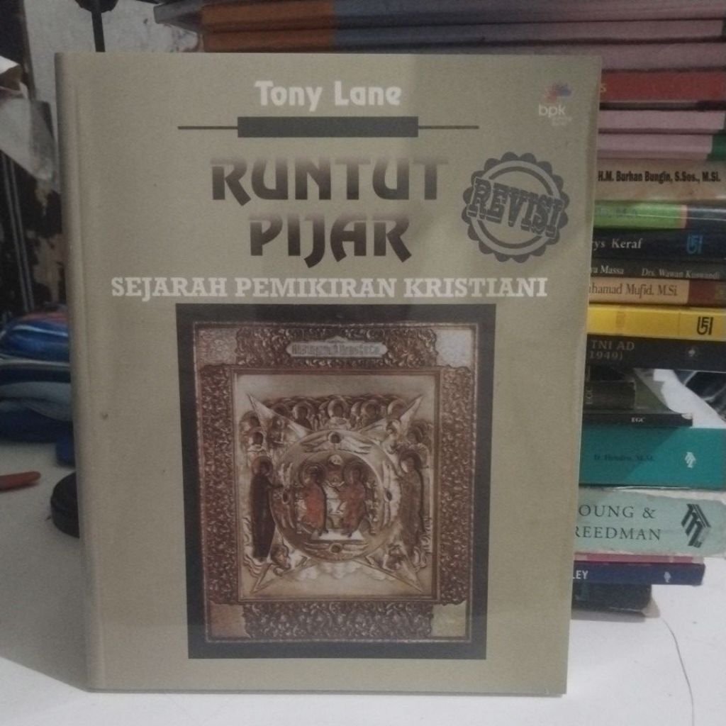 buku Runtut Pijar sejarah pemikiran Kristiani