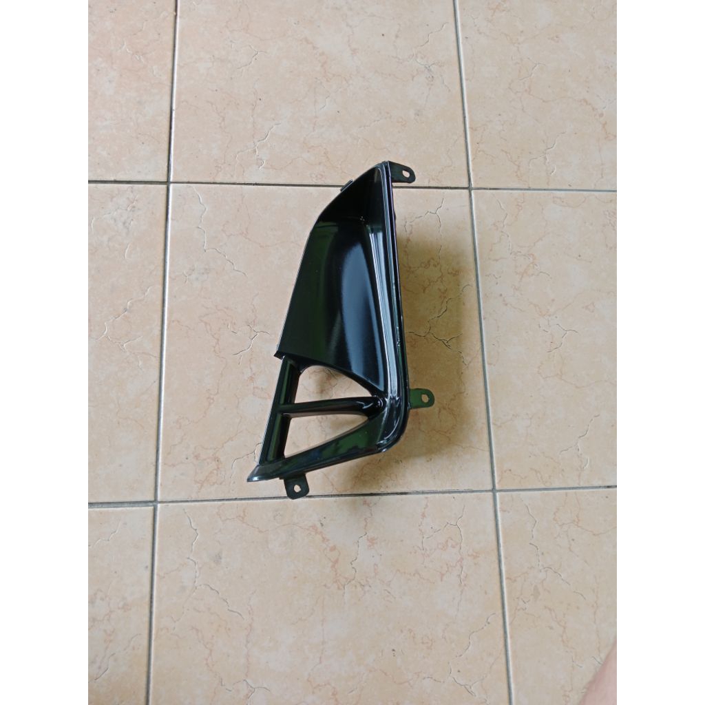 sirip angin kanan sayap Supra X 125 batman bekas original