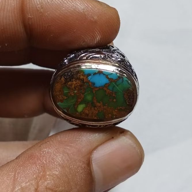 pirus Persia ijo