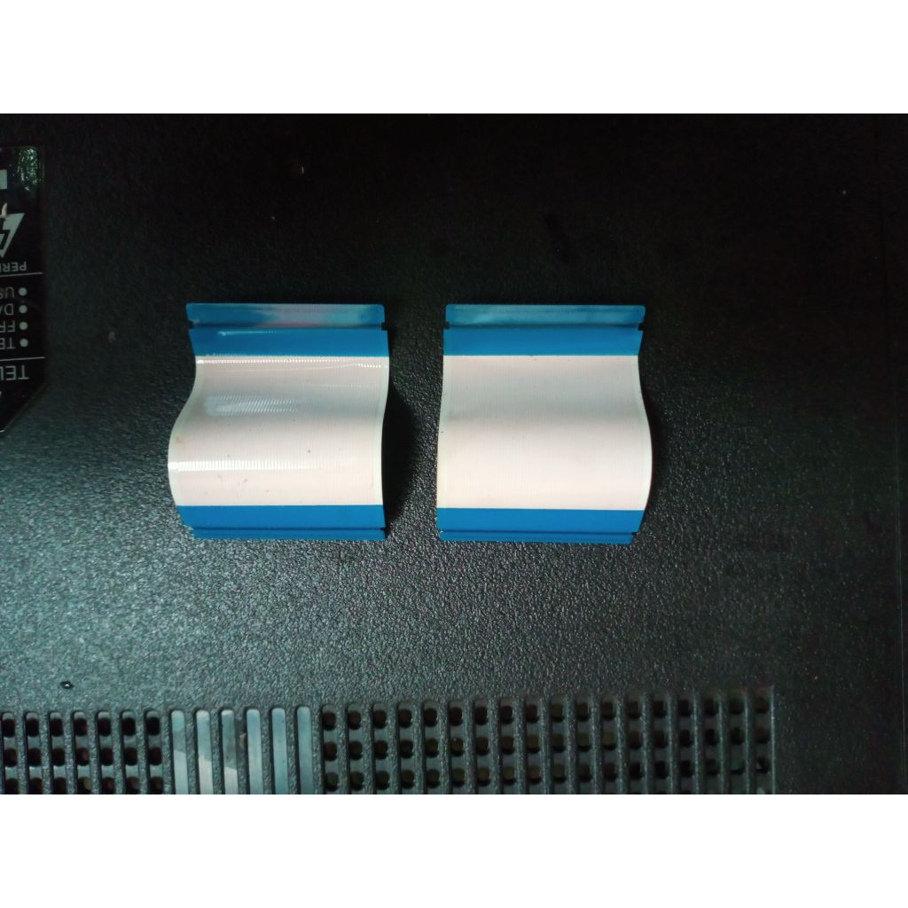 Kabel Fleksibel LVDS AQUA LE43AQT9200MF .LE43AQT9200