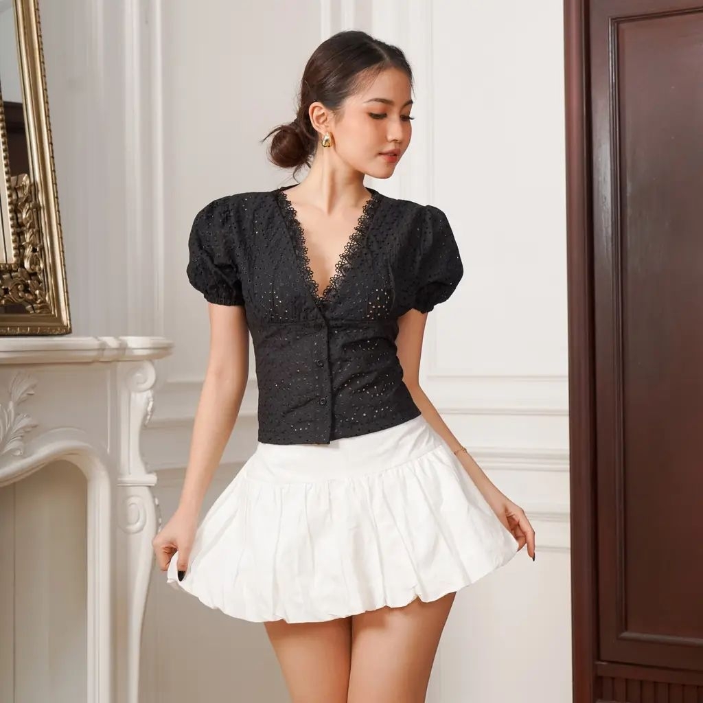 Atasan Katun Bolong Esther/ Blouse Wanita/ Blouse Renda Wanita/ Atasan Bolong Wanita/ Blouse Lengan 