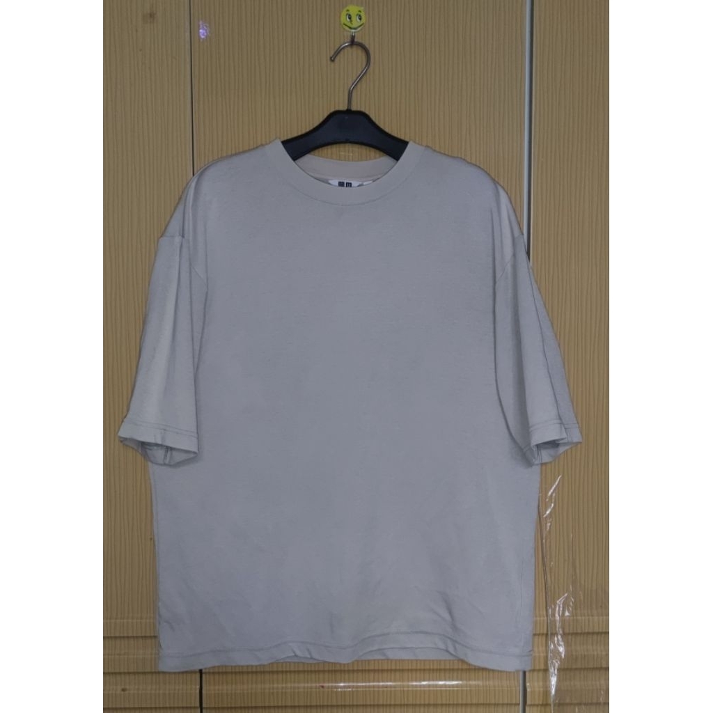 TSHIRT UNIQLO AIRISM SECOND ORIGINAL