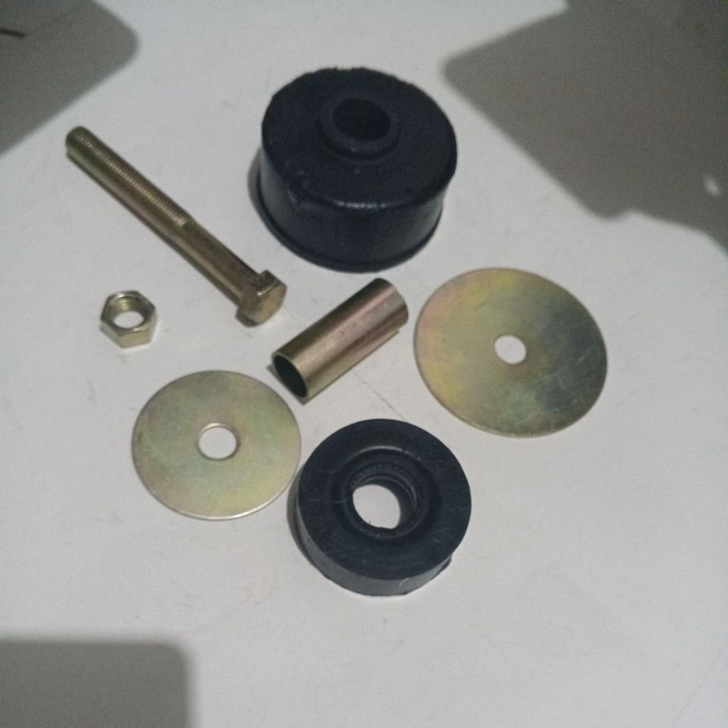 karet cabin body set MitsubishiL300 bensin/L300 diesel