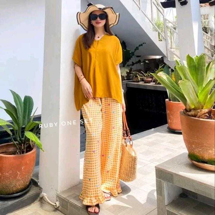 Ruby One Set Setelan Atasan Celana Panjang Set Daily Pajamas Kekinian Baju Wanita Tangan Pendek Rayo