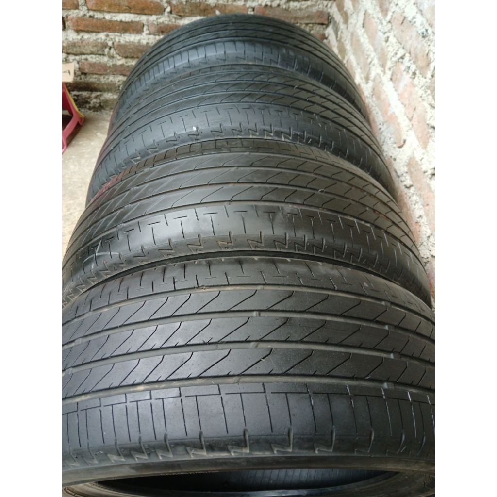 Ban Bridgestone 185/55 R16