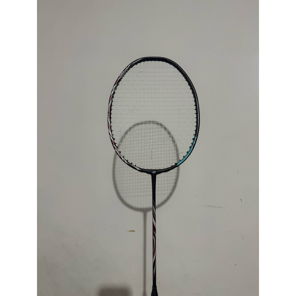 Yonex Astrox 100zz Kurenai
