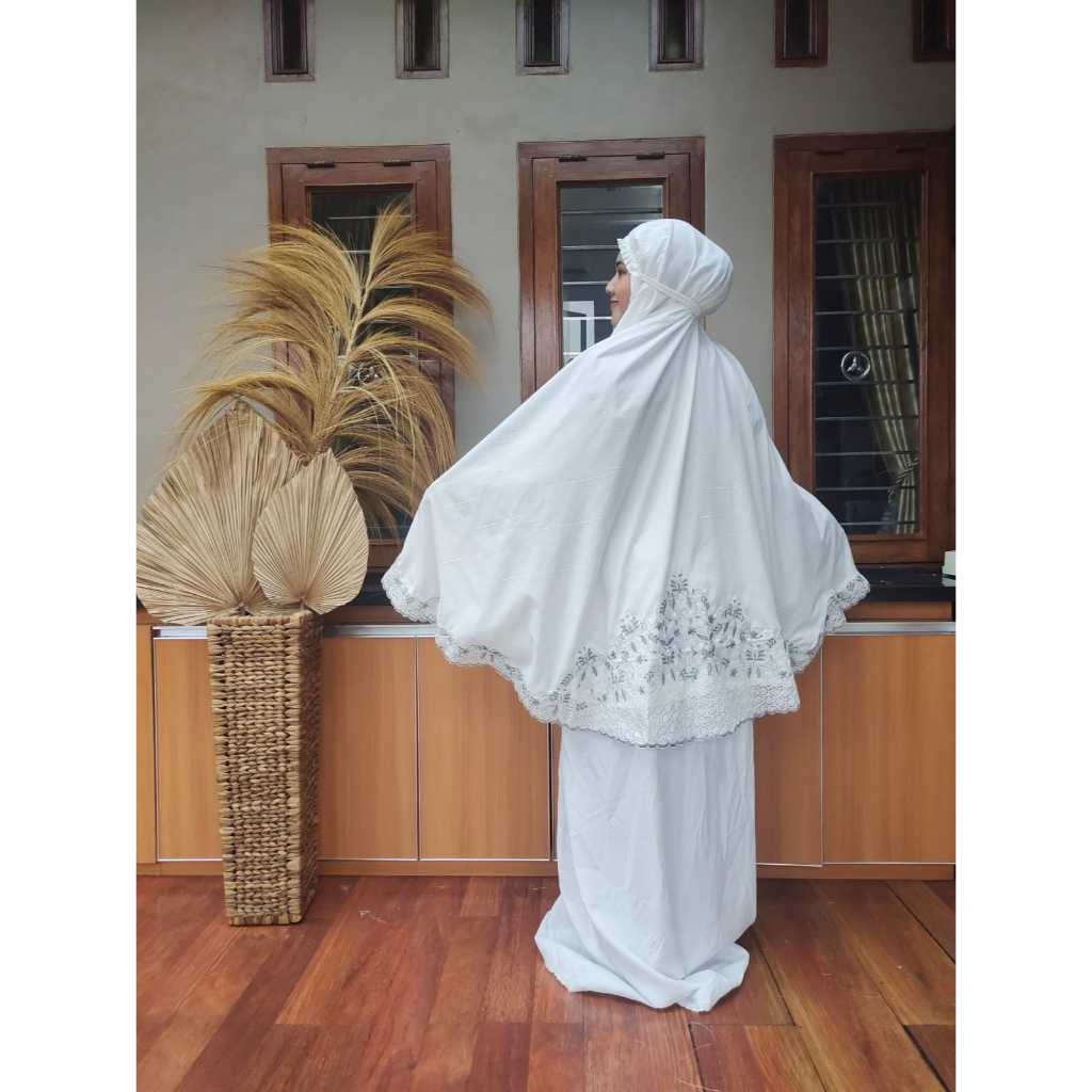 Mukena Katun Renda Berwarna